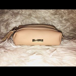 TAN COSMETIC BAG❤️❤️❤️